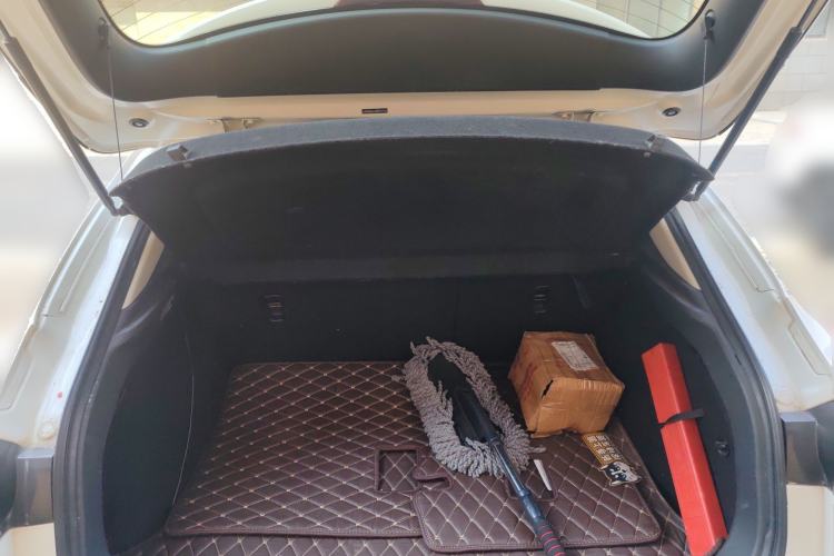 Used Mazda 3 Axela 2016 Hatchback 1.5L Automatic Comfort Model
