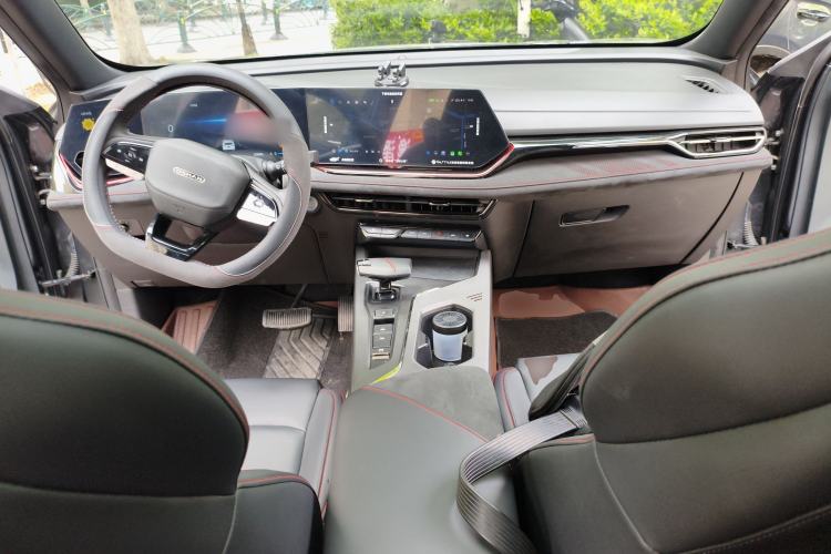 Used CHANGAN OSHAN X5 PLUS 2023 Revised Version 1.5T DCT Navigation Edition