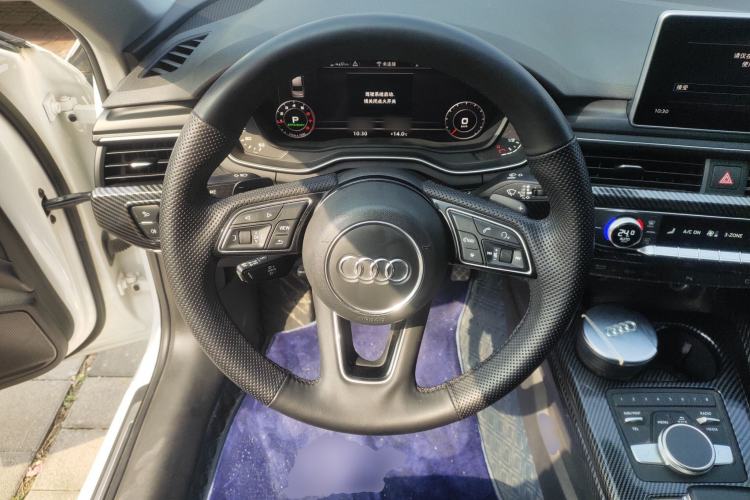 Used Audi A4L 2018 30th Anniversary Edition 40 TFSI Fashion Model