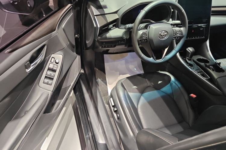 Used Toyota Avalon 2022 2.5L Luxury Edition
