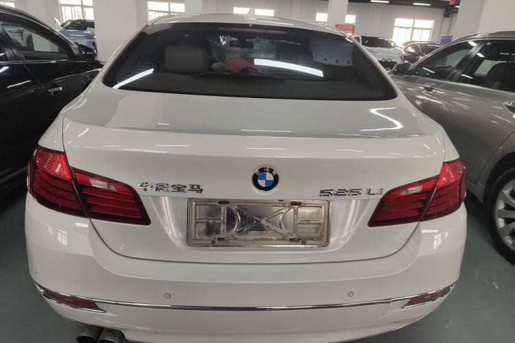 Used BMW 5 Series 2014 525Li Luxury Design Package
