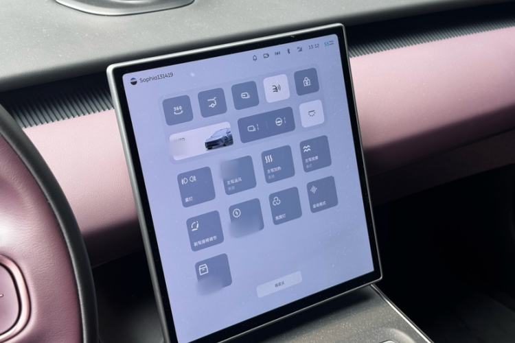 Used Nio ET5T 2024 75kWh Touring Interior 9