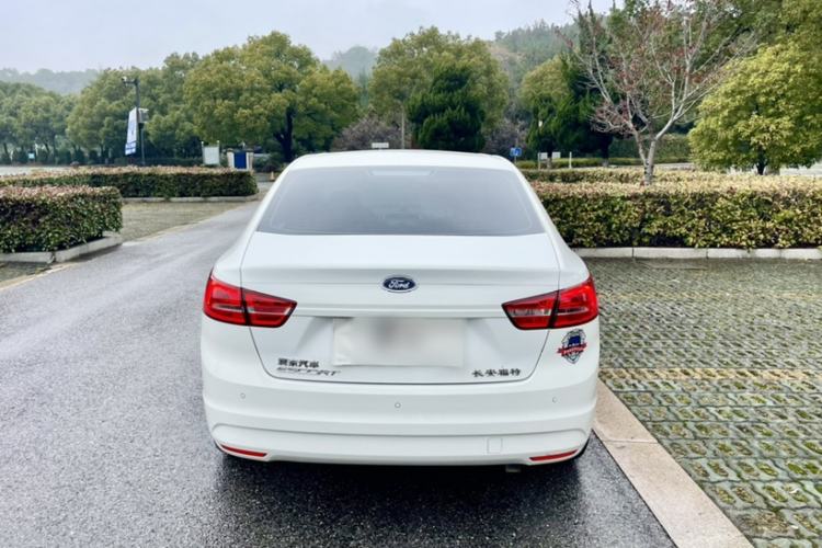 Used Ford Escort 2015 1.5L Automatic Comfort Edition