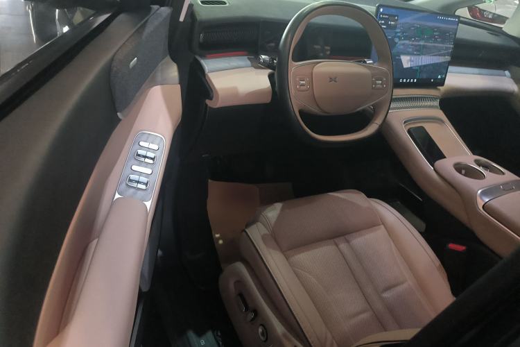 Used XPeng X9 2024 702 Ultra-Long Range Pro Driver Seat