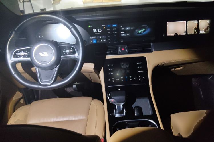 Used Li Auto ONE 2021 Extended-Range 6-Seater Version Center Console