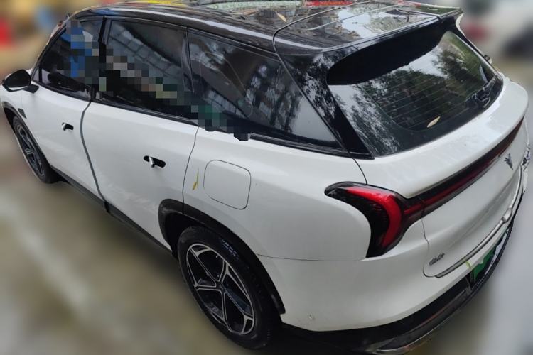 Used NETA L 2024 Extended-Range 310 Flash-Charge Red Edition
