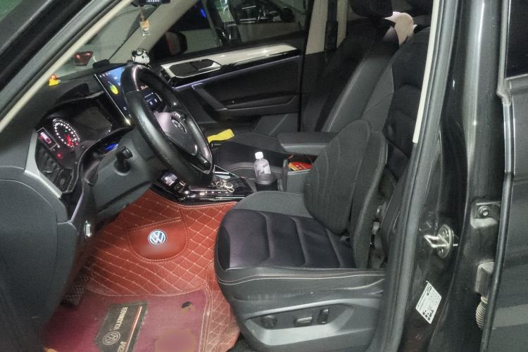 Used Volkswagen Tayron 2019 330TSI Two-Wheel Drive Luxury Model China VI Standard
