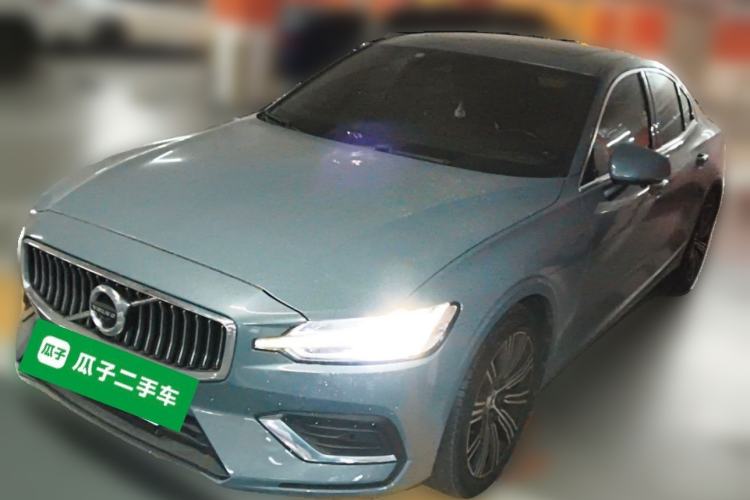 Used Volvo S60 2022 B4 Zhiyuan Luxury Edition