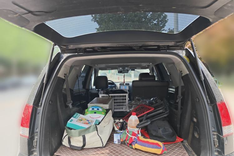 Used Kia Borrego 2008 3.8L Luxury Edition China IV Trunk