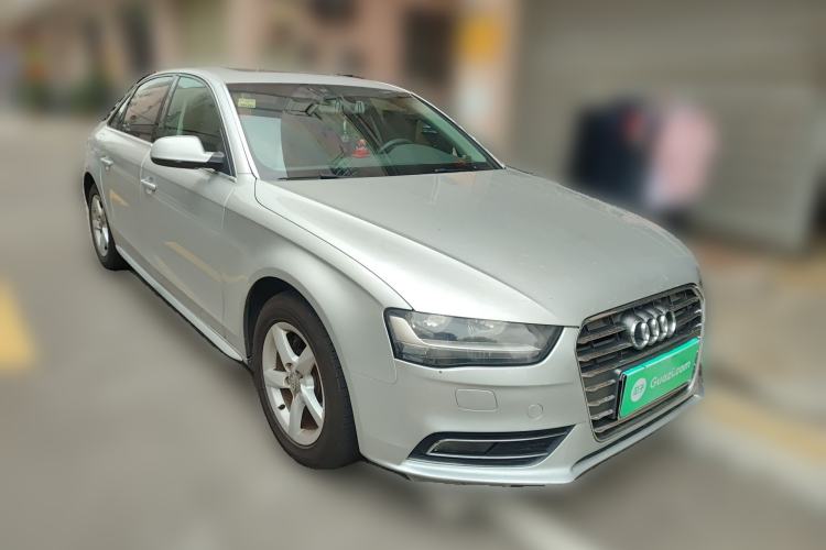 Used Audi A4L 2015 30 TFSI Automatic Comfort Model Front Right 45 Deg