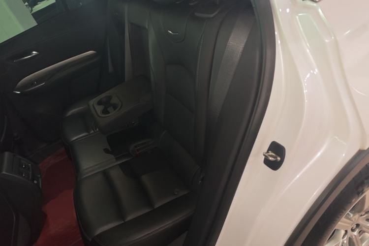 Used Cadillac XT4 2021 28T Two-Wheel Drive Leading Version
