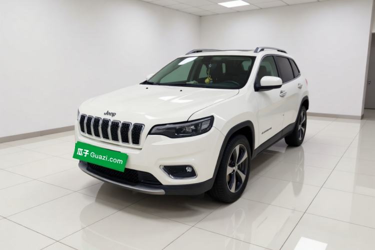 Used Jeep Cherokee 2019 2.0T Two-Wheel Drive Smart Enjoyment Version China V Guazi used car, China used car export, Used car for sale, Used  cars, Cheapest cars for sale