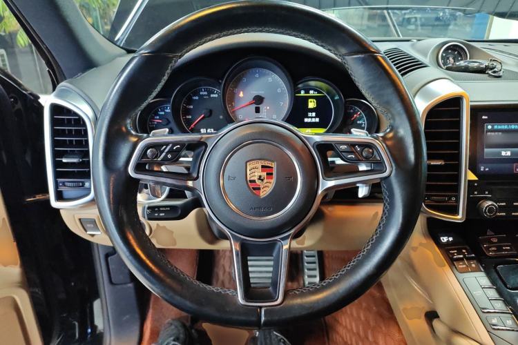Used Porsche Cayenne 2016 Cayenne S 3.6T Steering Wheel