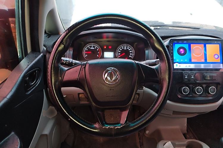 Used FORTHING Lingzhi 2017 Restyled M3L 1.6L 7-Seater Comfort Version Steering Wheel