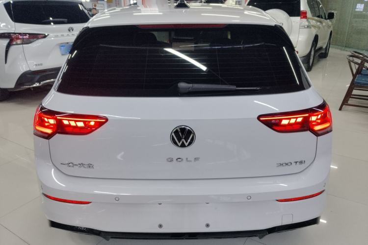 Used Volkswagen Golf 2025 300TSI R-Line Rear