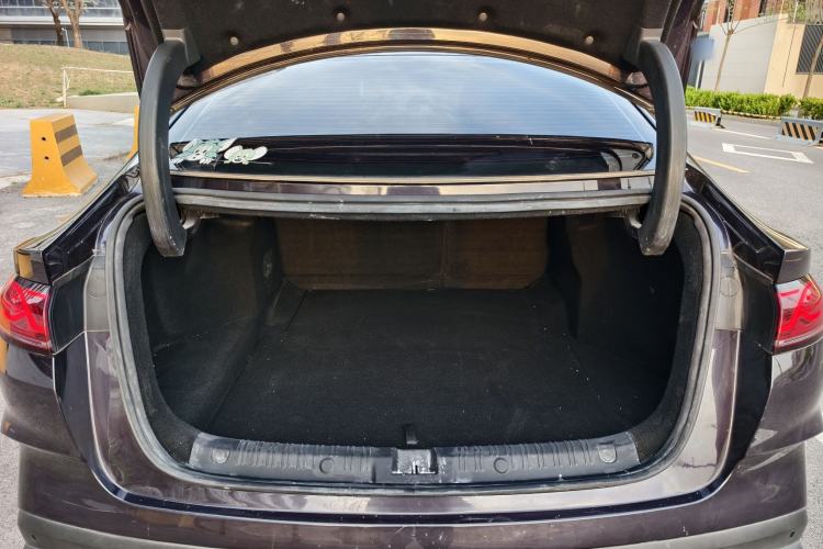 Used BYD Qin L 2024 DM-i 120KM Leading Model Trunk