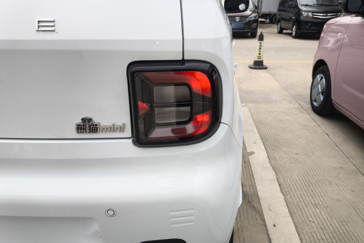 Used Geely Galaxy Panda 2023 Panda Mini New Year Edition Treasure Bear
