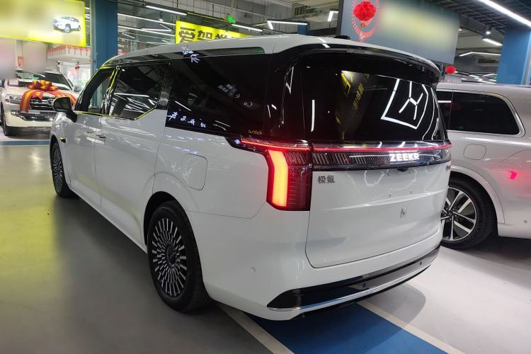 Used Zeekr 009 2022 WE Edition