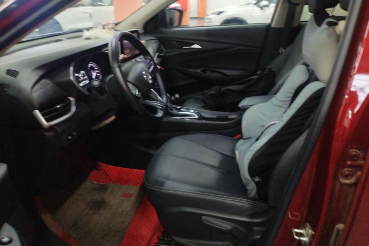 Used Buick Encore 2020 20T CVT Elite Edition Left Front Seat