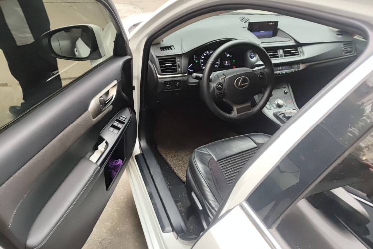 Used Lexus CT 2014 CT200h Comfort Edition Monochrome Driver Seat