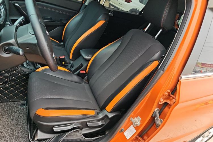 Used Baojun 310 2017 1.5L Manual Fashion Model