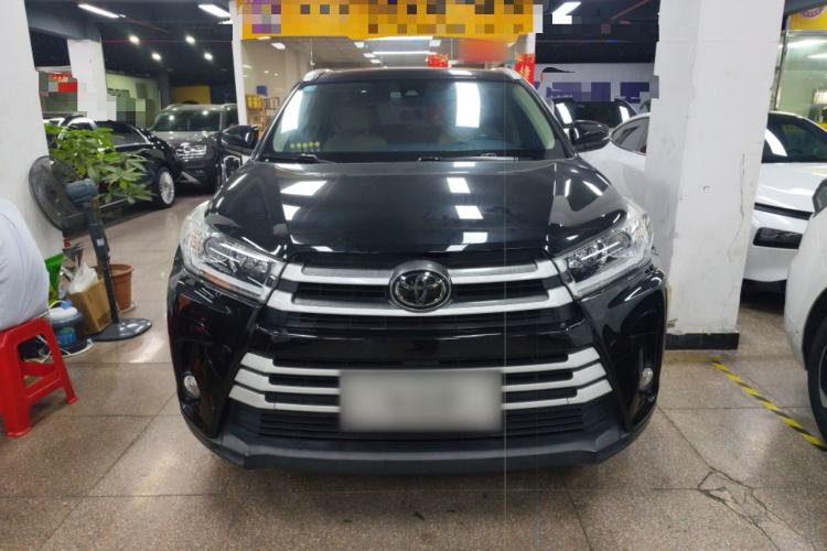 Used Toyota Highlander 2018 2.0T Four-Wheel Drive Luxury Version 7 Seats China VI Standard
