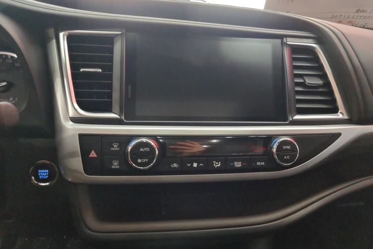 Used Toyota Highlander 2021 2.0T Four-Wheel Drive Prestige Version 7 Seats