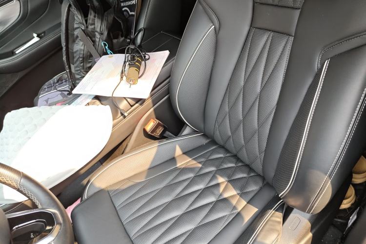 Used GAC Trumpchi GS8 2022 Linghang Series 2.0 TGDI Two-Wheel-Drive Luxury Smart Connectivity Version (7 Seats) Left Front Seat