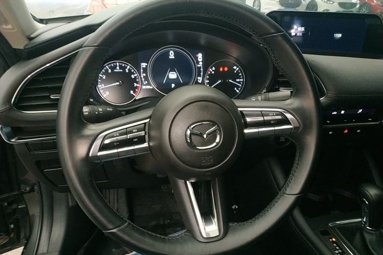 Used Mazda 3 Axela 2020 2.0L Automatic Zhiya Edition Steering Wheel