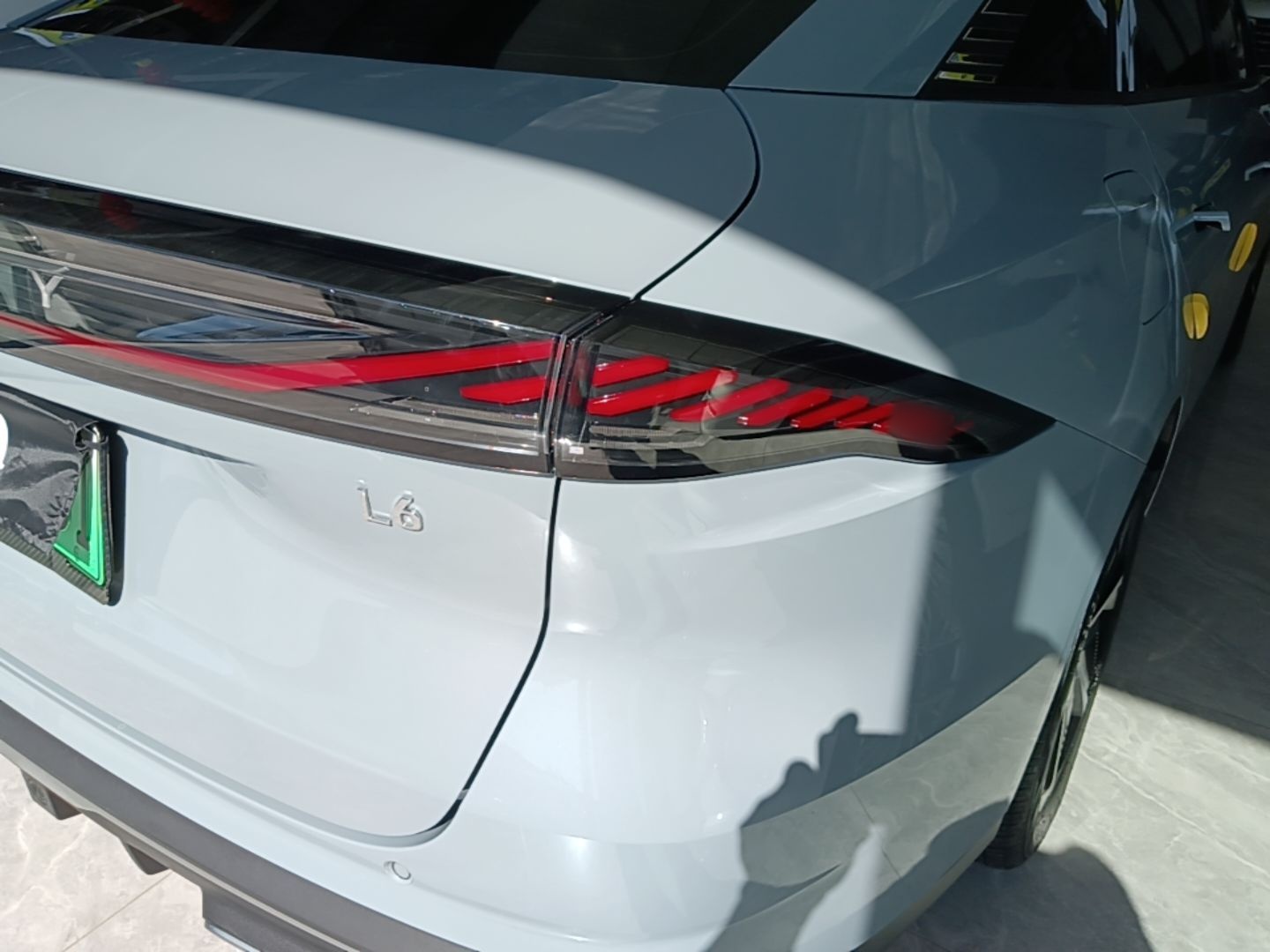 Geely Galaxy L6 2024 125km PLUS Dragon Edition — снимка 9