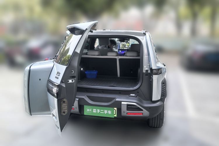 Used Formula Leopard Titanium 3 2025 501KM All-Wheel Drive Intelligent Driving Ultra Version