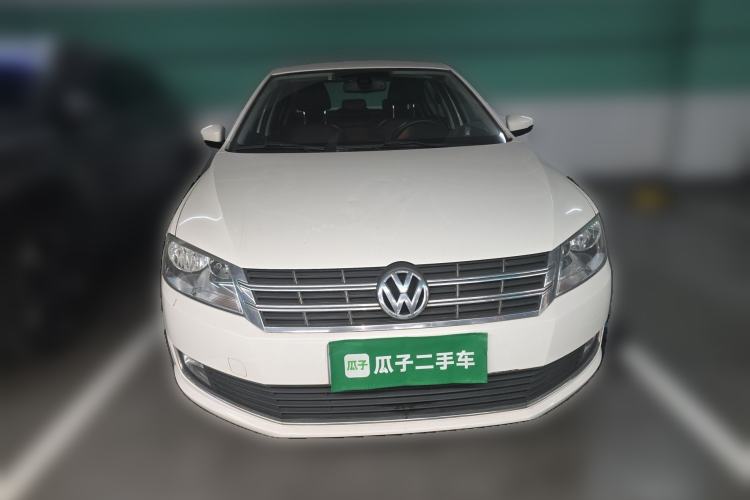 Used Volkswagen Lavida 2013 Revised Version 1.6L Automatic Luxury Edition Front