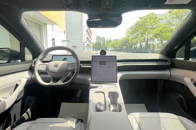 Used Nio EC6 2024 75 kWh