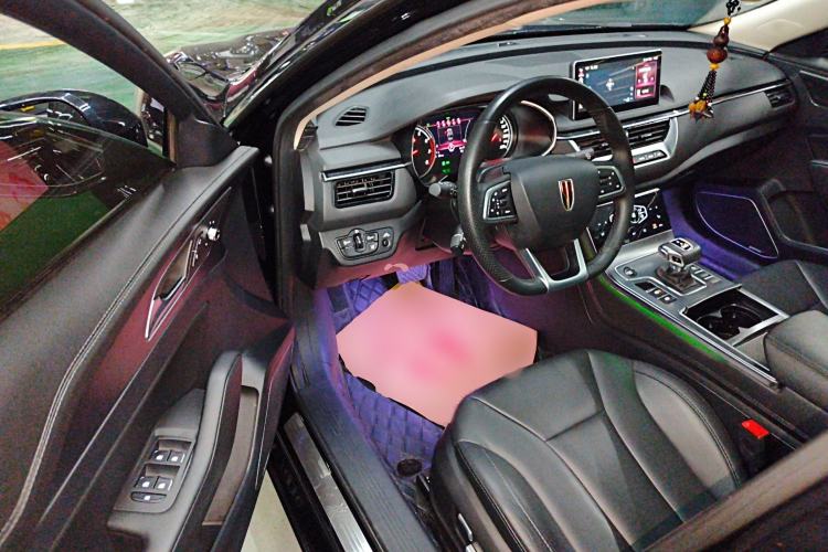 Used Hongqi H5 2022 Classic Model Facelift 1.8T Automatic Smart Connect Flagship Edition
