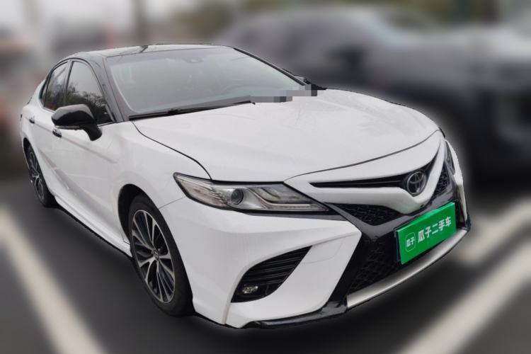 Used Toyota Camry 2019 2.5S FENGSHANG Version China VI Standard Front Right 45 Deg