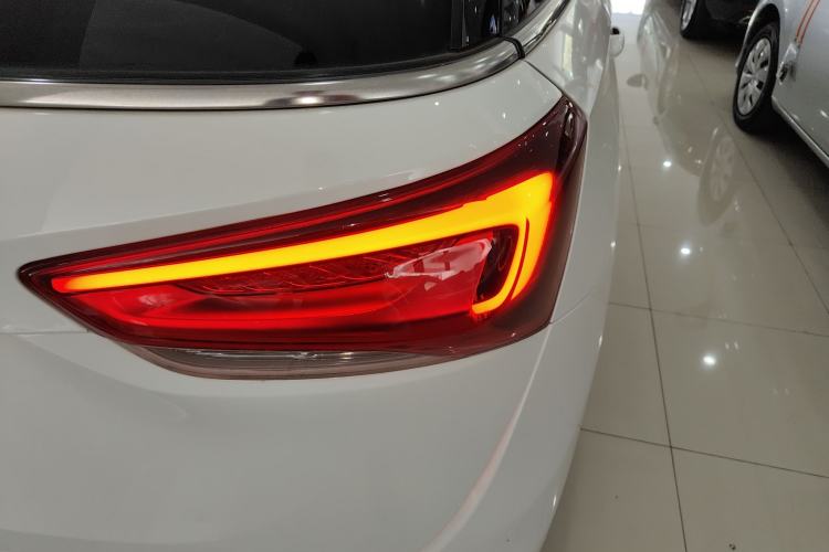 Used Buick GL6 2019 18T 6-Seater Elite Version China V Standard