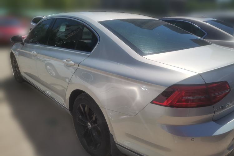 Used Volkswagen Magotan 2018 Facelift 330TSI DSG Luxury Model
