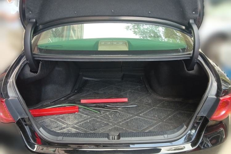 Used Toyota Reiz 2013 2.5S Elite Edition Trunk