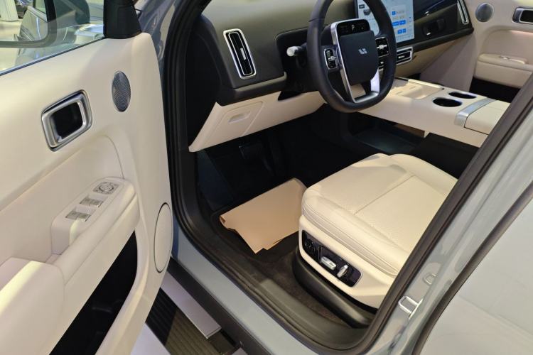 Used Li Auto L7 2025 Max Smart Refresh Edition