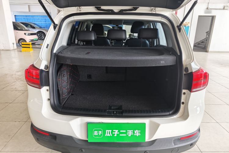 Used Volkswagen Tiguan 2015 1.8TSI Automatic Two-Wheel Drive Comfort Edition Trunk