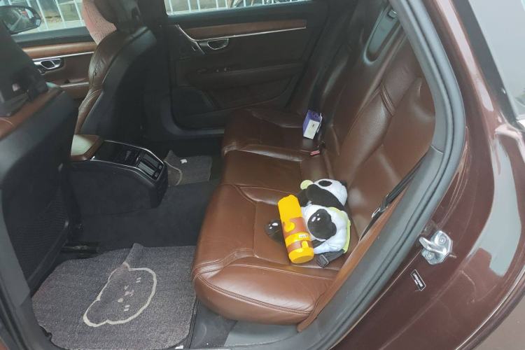 Used Volvo S90 2018 T5 Prestige Edition Left Rear Seat