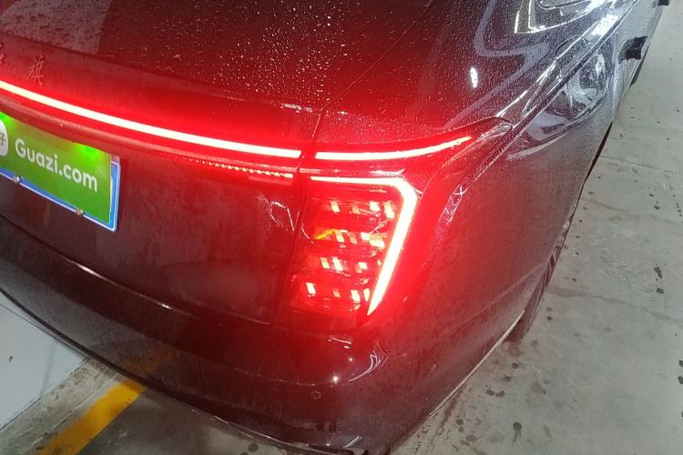 Used Hongqi H9 2025 2.0T Two-Wheel Drive Flagship Private Enjoyment Fashion Edition 5 Seats