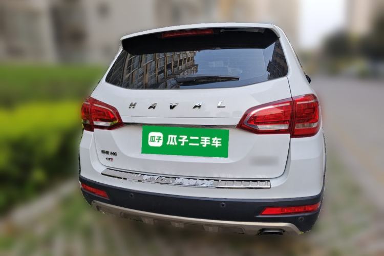 Used Haval H6 2015 Revised Version Sport Edition 1.5T Manual Transmission Two-Wheel Drive Elite Grade
