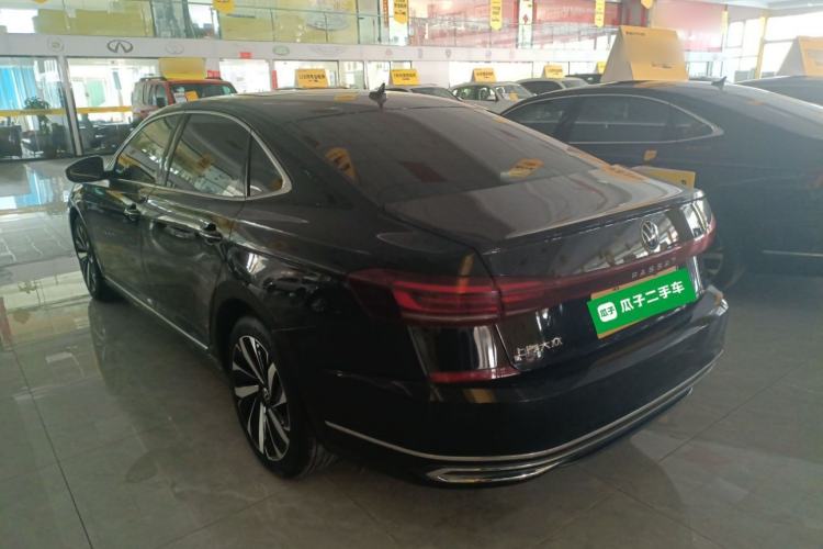 Used Volkswagen Passat 2022 330TSI Starry Luxury Edition