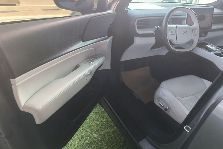 Used XPeng G6 2023 580 Long-Range Pro
