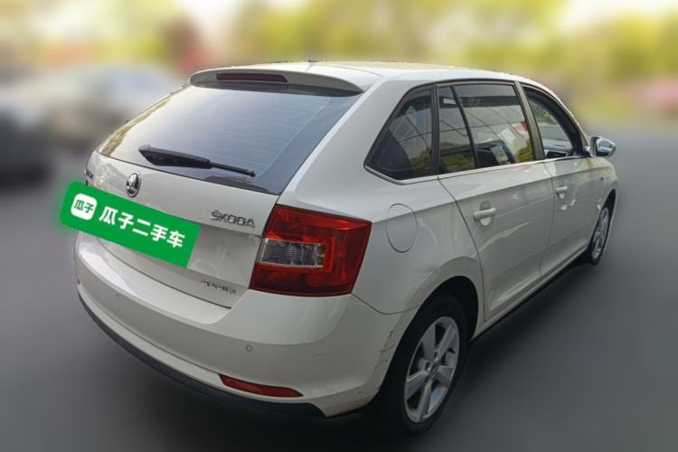 Used Skoda Rapid Spaceback 2016 Revised 1.6L Manual Chuanxing Edition Rear Right 45 Deg