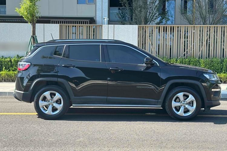 Used Jeep Compass 2017 200T Automatic Family Edition