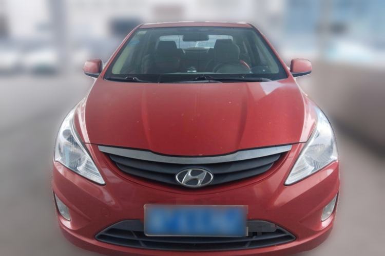 Used Hyundai Verna (older generation) 2010 Sedan 1.4L Manual Comfort GS Front