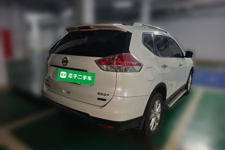 Used Nissan X-Trail 2014 2.5L CVT Luxury Edition 4WD Rear Right 45 Deg