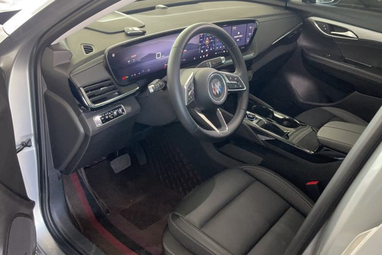 Used Buick Envision 2025 25T Entry-Grade Platinum Edition
